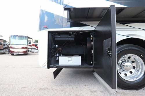 2027 Newmar Supreme Aire 3827