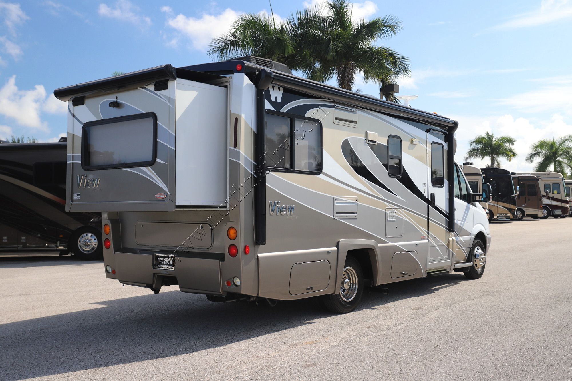 Used 2012 Winnebago View Profile 24G Class C  For Sale
