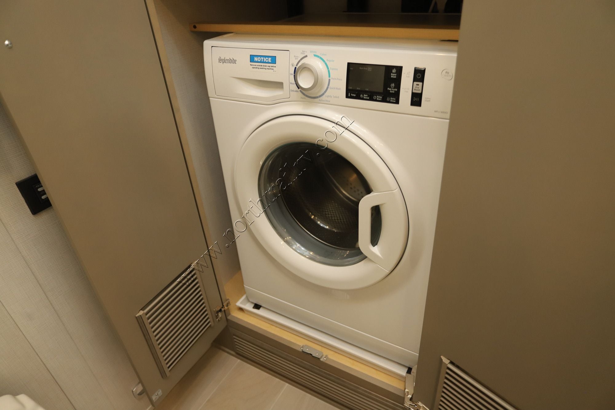 Used 2025 Newmar Supreme Aire 4051 Super C  For Sale