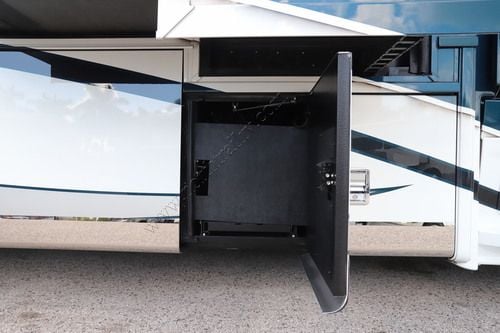2027 Newmar Supreme Aire 3827