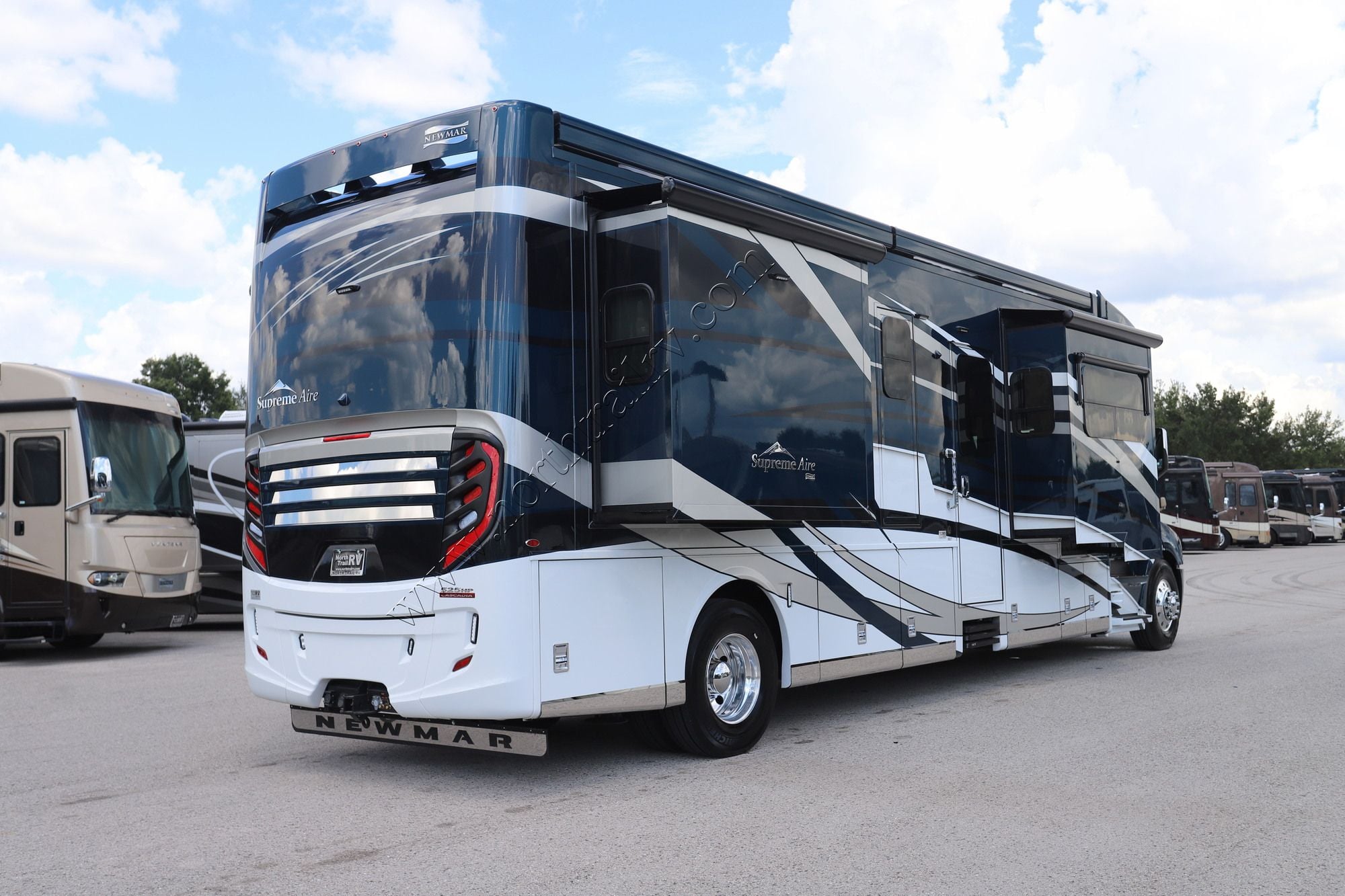 New 2027 Newmar Supreme Aire 3827 Super C  For Sale