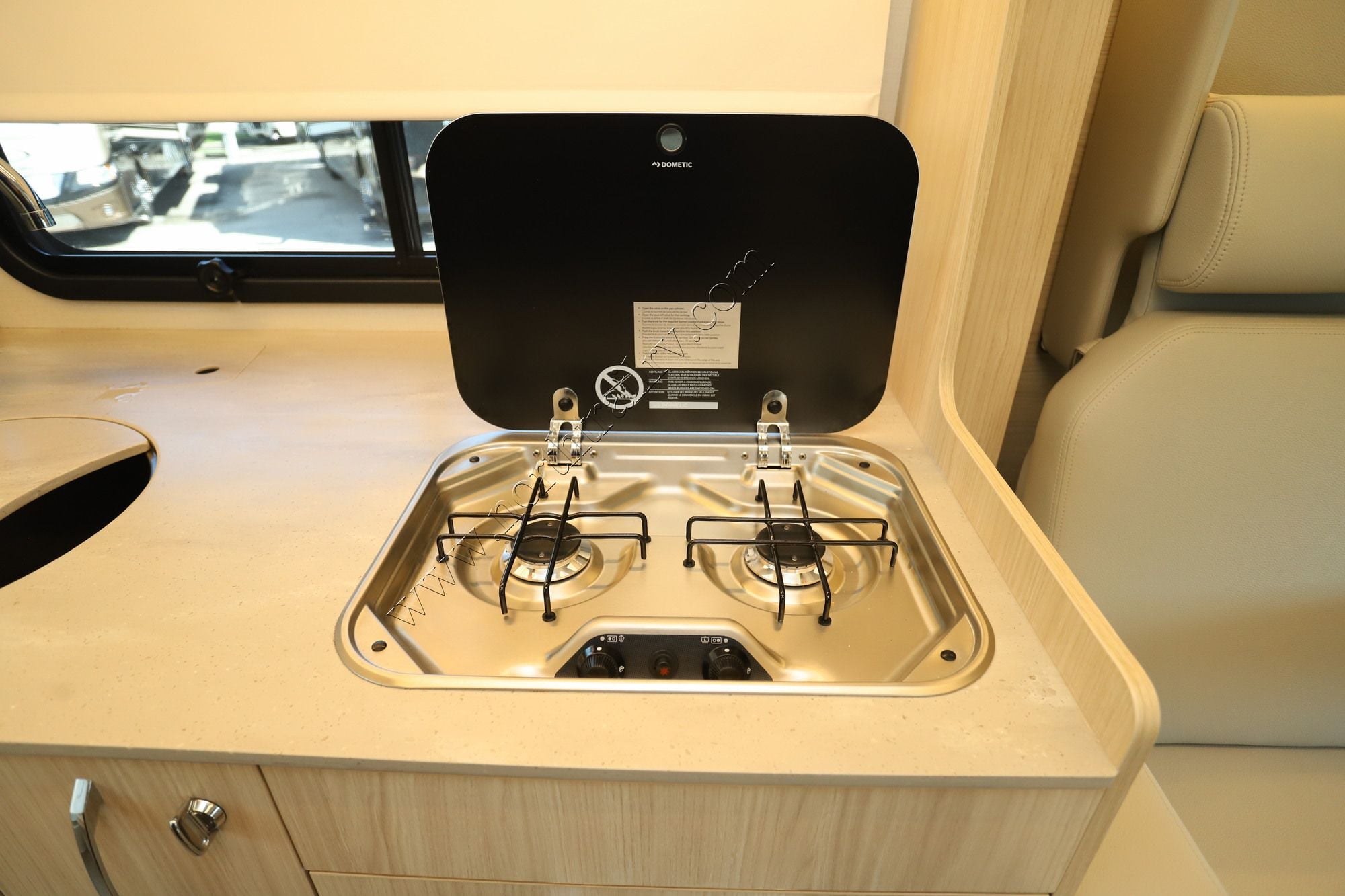 Used 2025 Leisure Van Wonder 24MBL Class C  For Sale