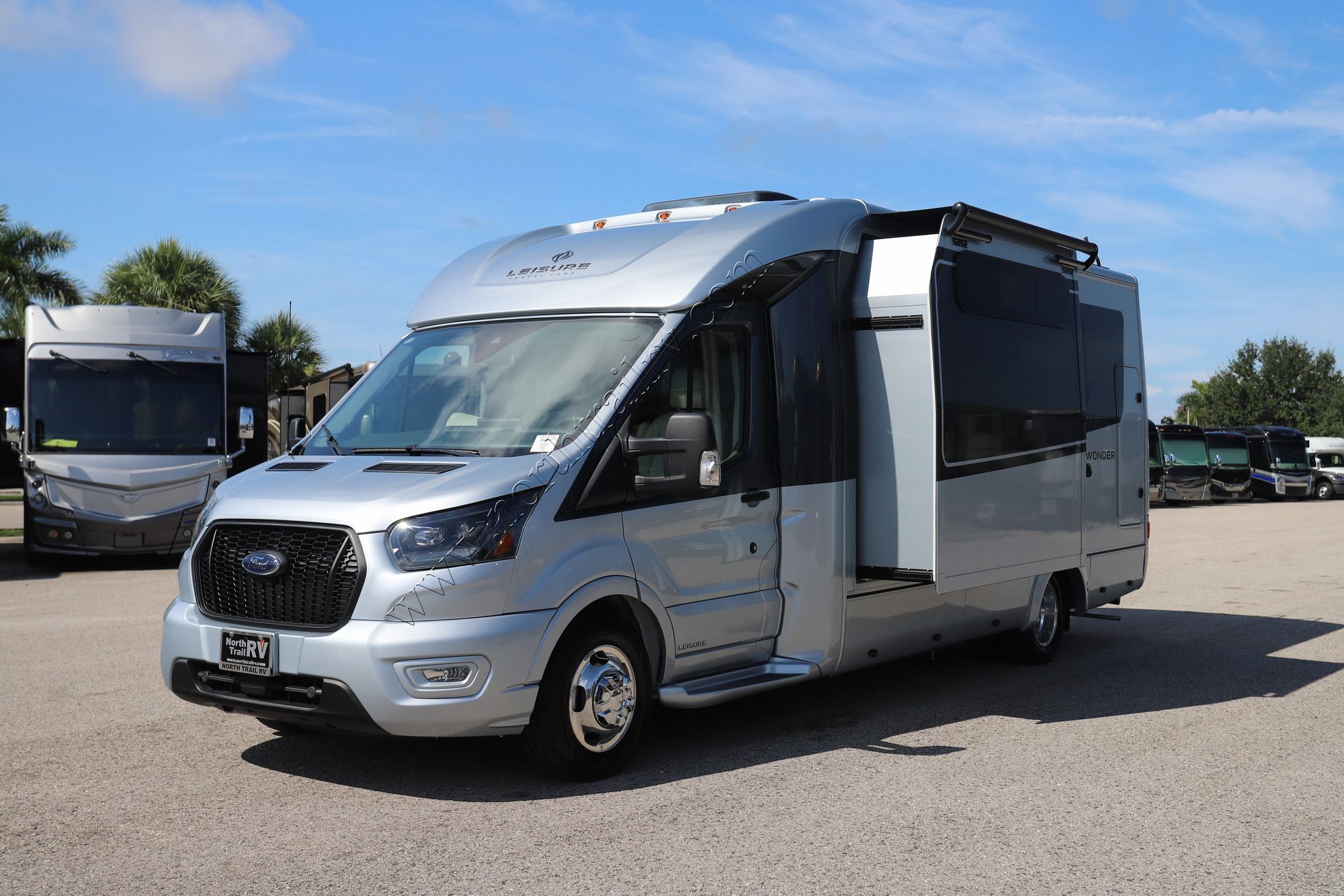Used 2025 Leisure Van Wonder 24MBL Class C  For Sale