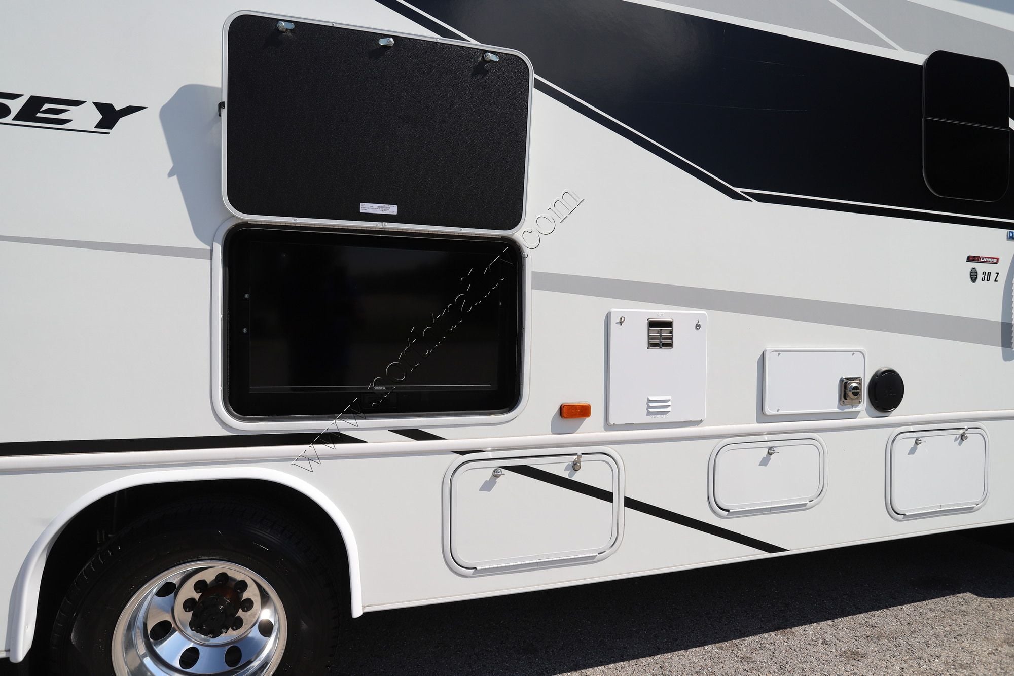 Used 2026 Entegra Odyssey 30Z Class C  For Sale