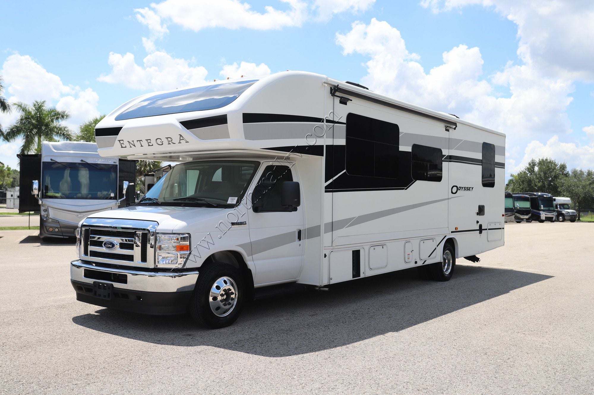 Used 2026 Entegra Odyssey 30Z Class C  For Sale