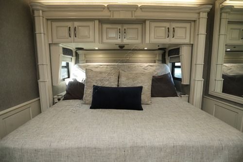 2024 American Coach Dream 42V