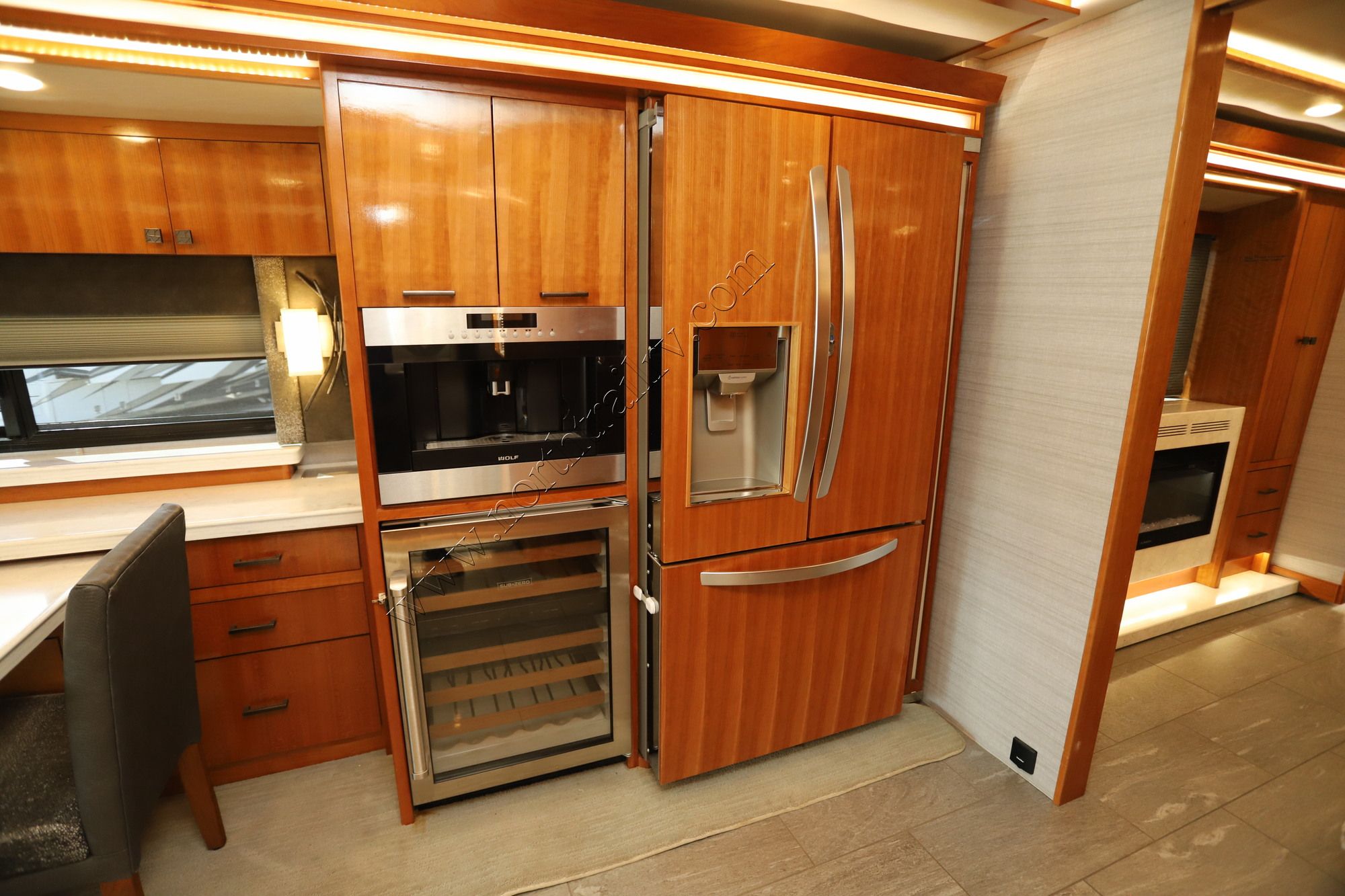 Used 2021 Tiffin Motor Homes Zephyr 45PZ Class A  For Sale