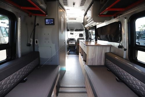 2024 Airstream Interstate 24X -E AWD