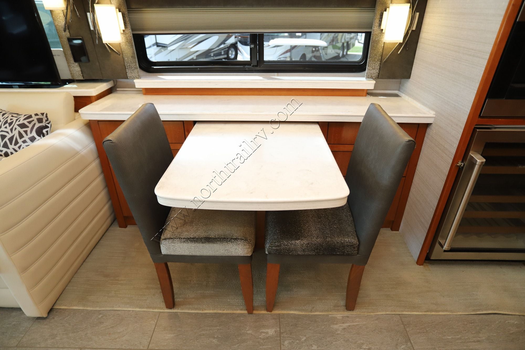 Used 2021 Tiffin Motor Homes Zephyr 45PZ Class A  For Sale