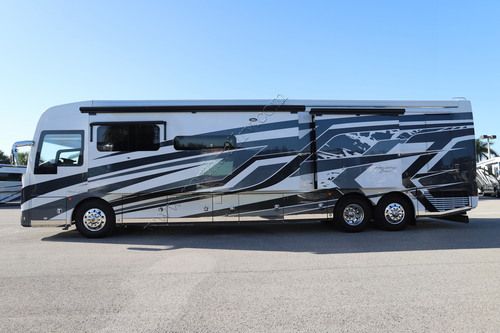2024 American Coach Dream 42V