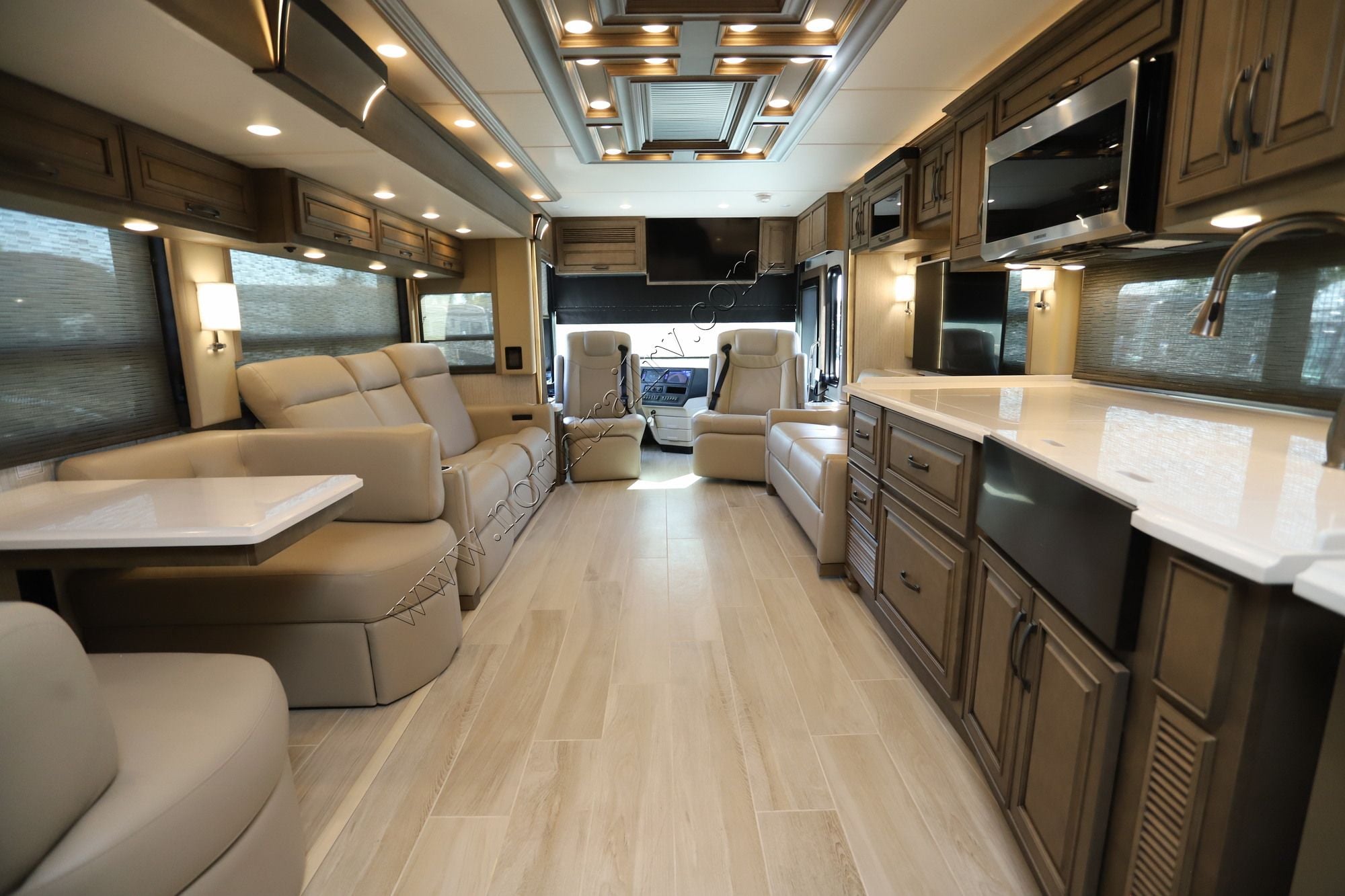 New 2027 Newmar Dutch Star 4325 Class A  For Sale