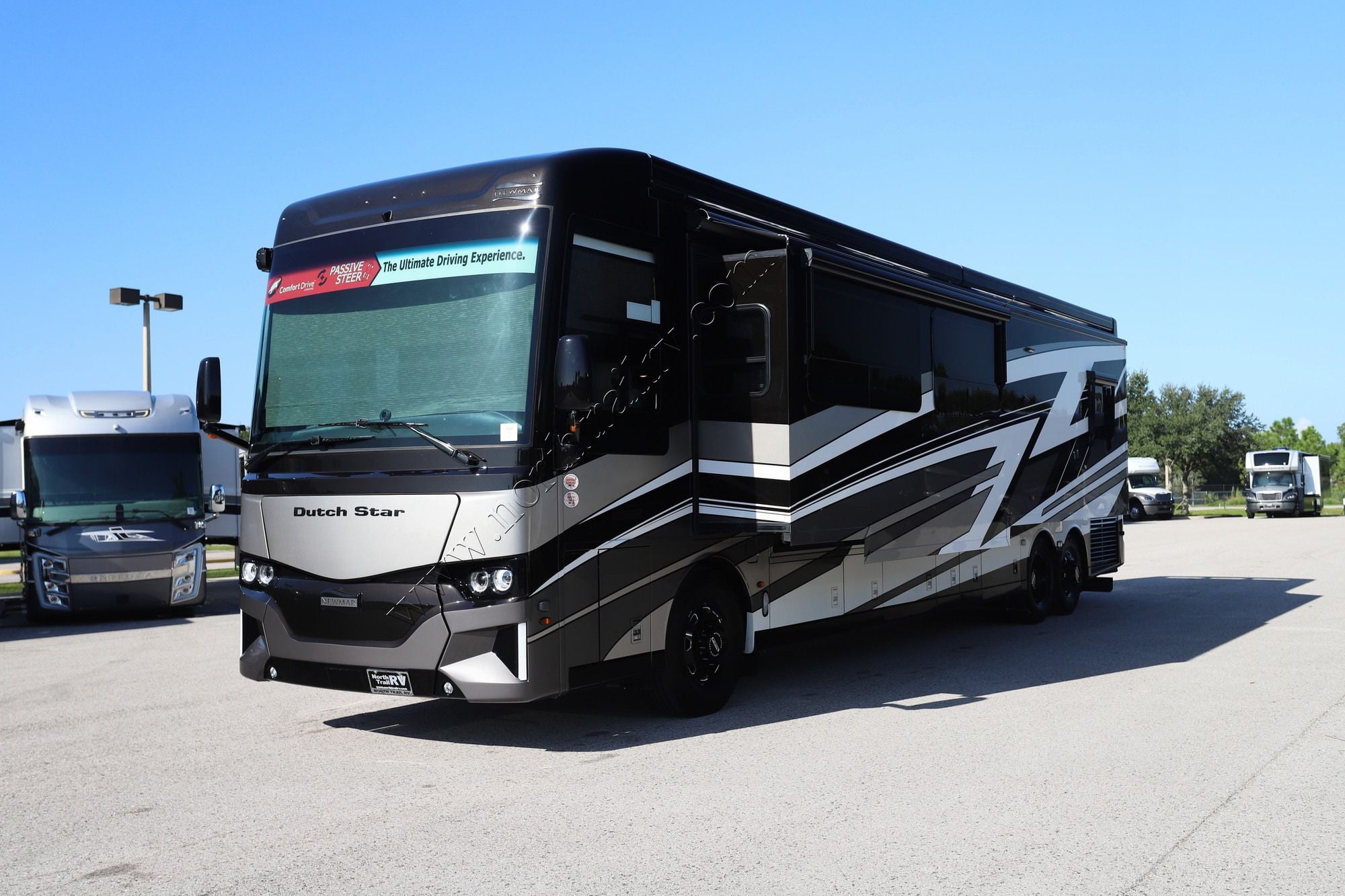 New 2027 Newmar Dutch Star 4325 Class A  For Sale