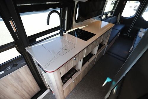2024 Airstream Interstate 24X -E AWD