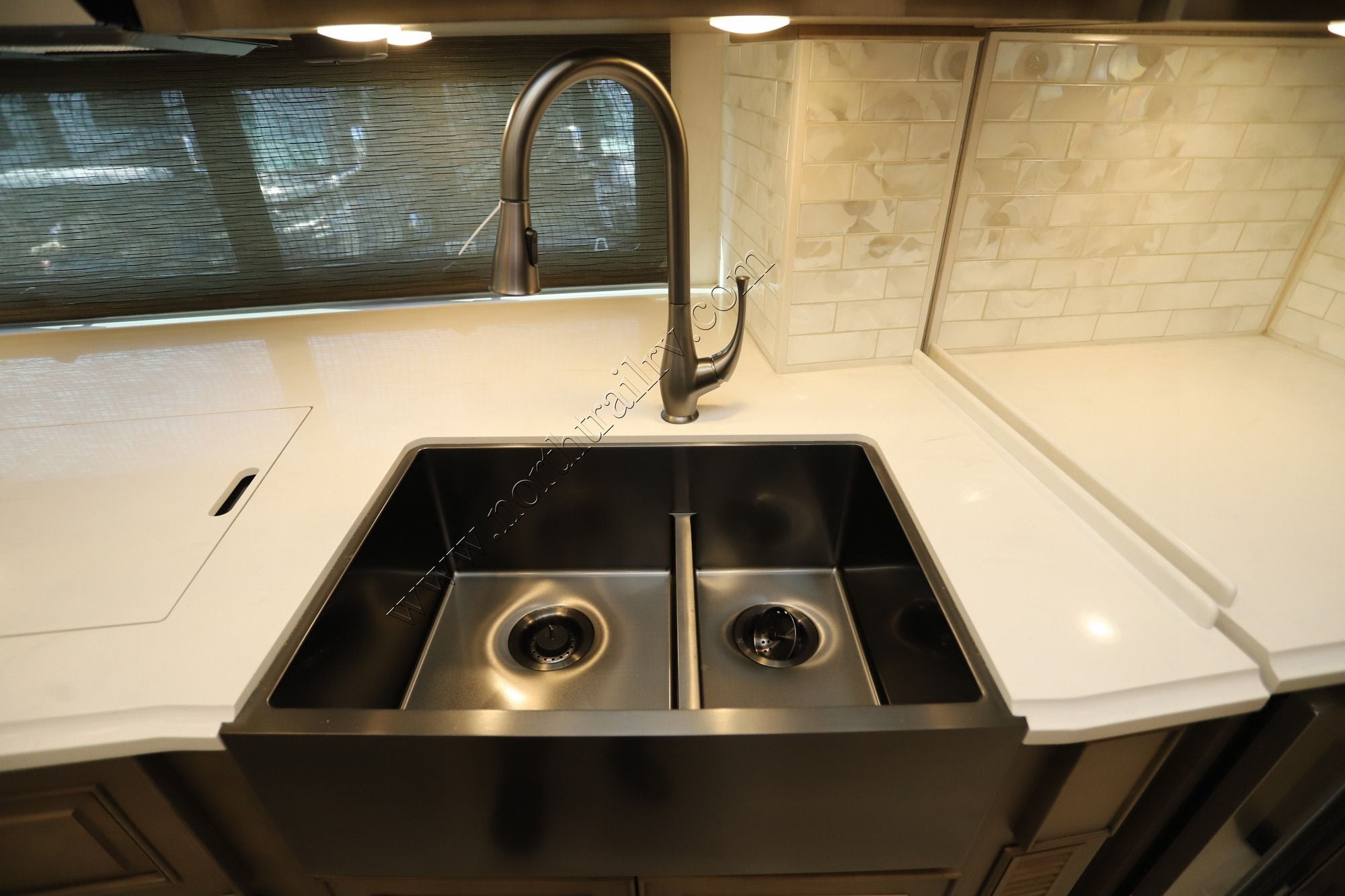 New 2027 Newmar Dutch Star 4325 Class A  For Sale