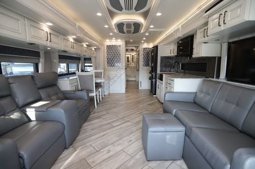 2024 American Coach Dream 42V