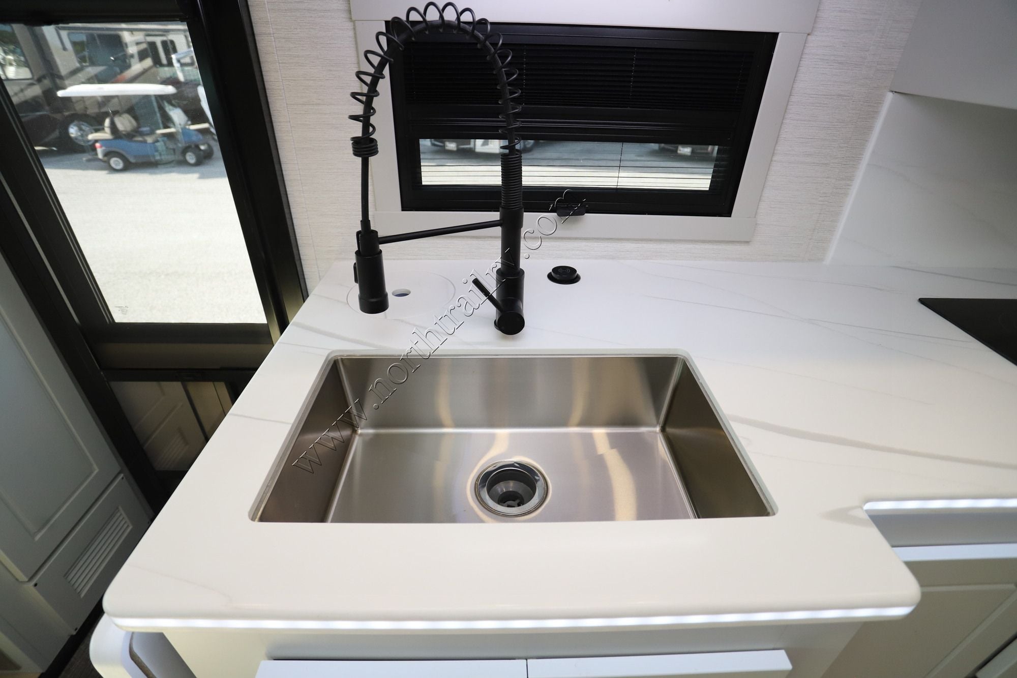 Used 2026 Dynamax Dx3 34KD Super C  For Sale