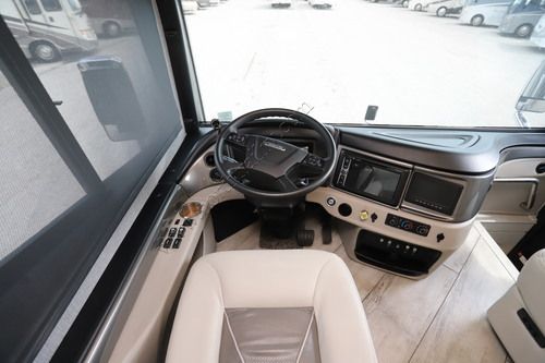 2022 Fleetwood Discovery Lxe 44B