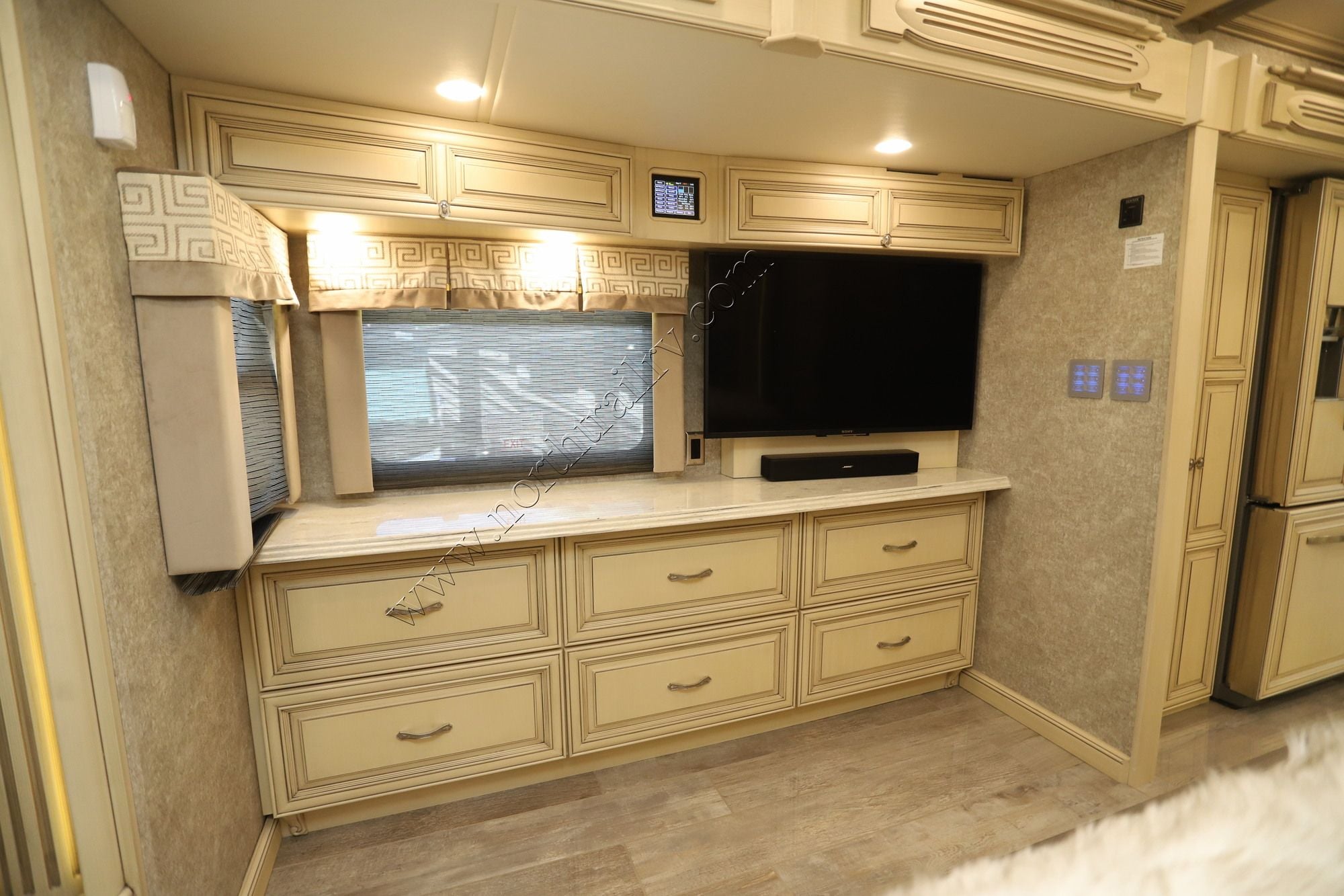 Used 2019 Newmar Essex 4551 Class A  For Sale