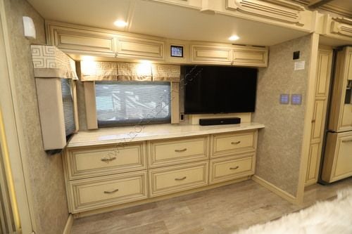 2019 Newmar Essex 4551