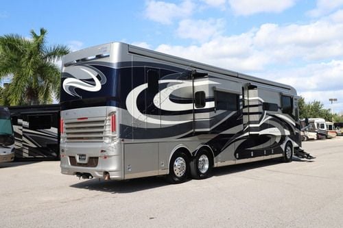 2019 Newmar Essex 4551