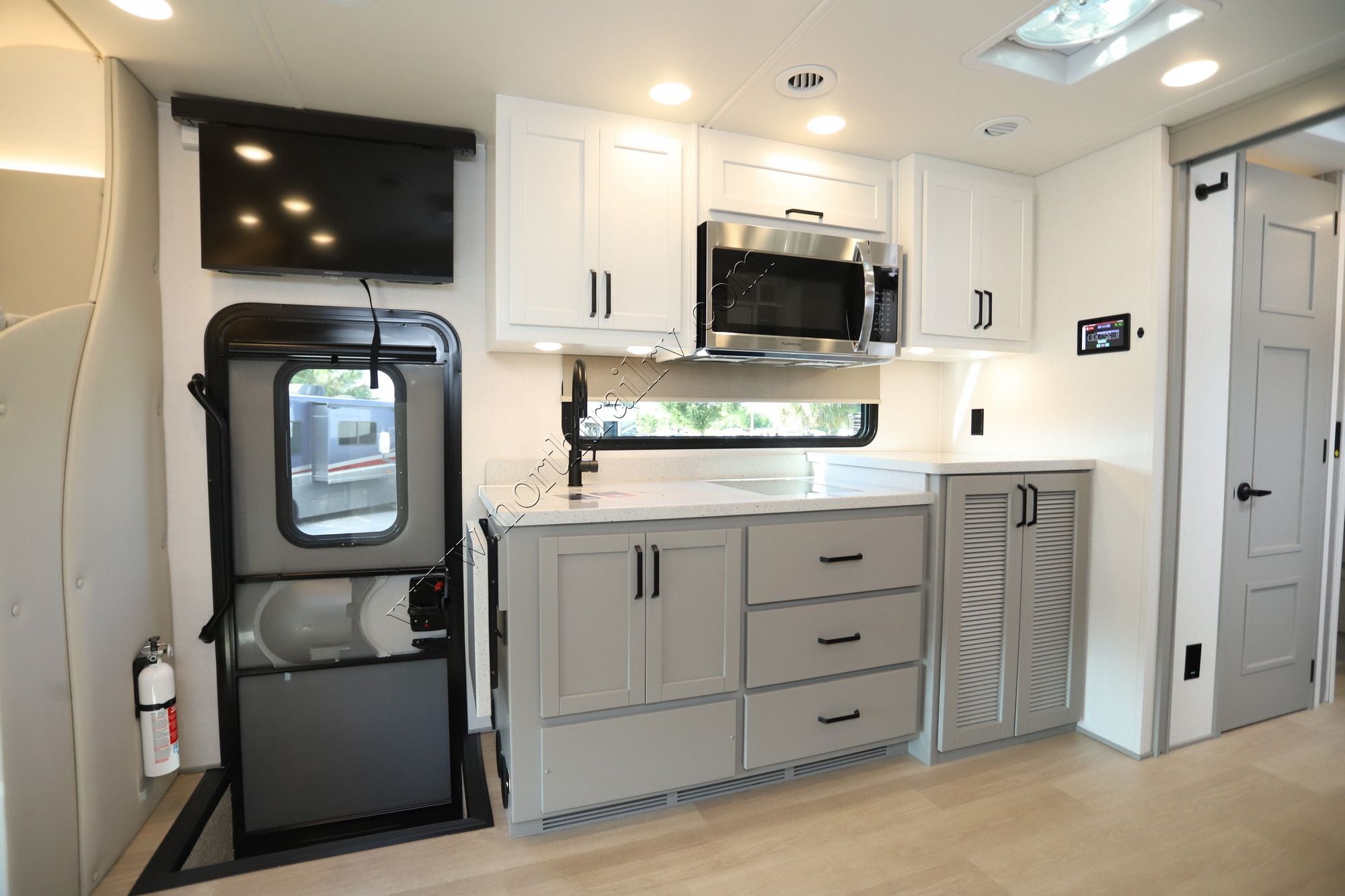 New 2027 Renegade Rv Veracruz 33VRS Super C  For Sale