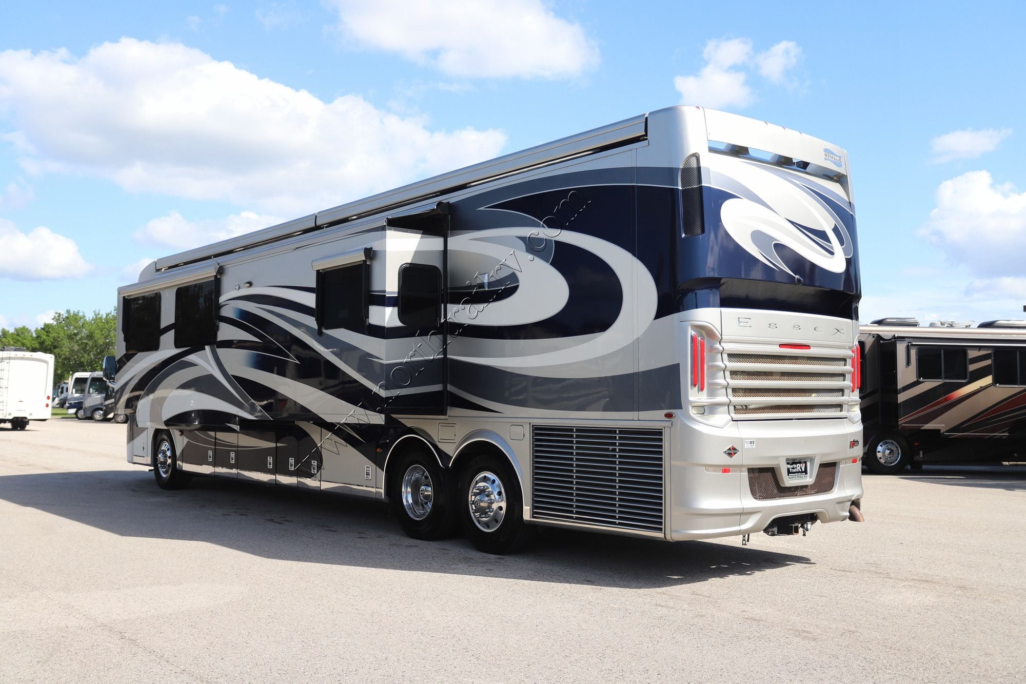 Used 2019 Newmar Essex 4551 Class A  For Sale