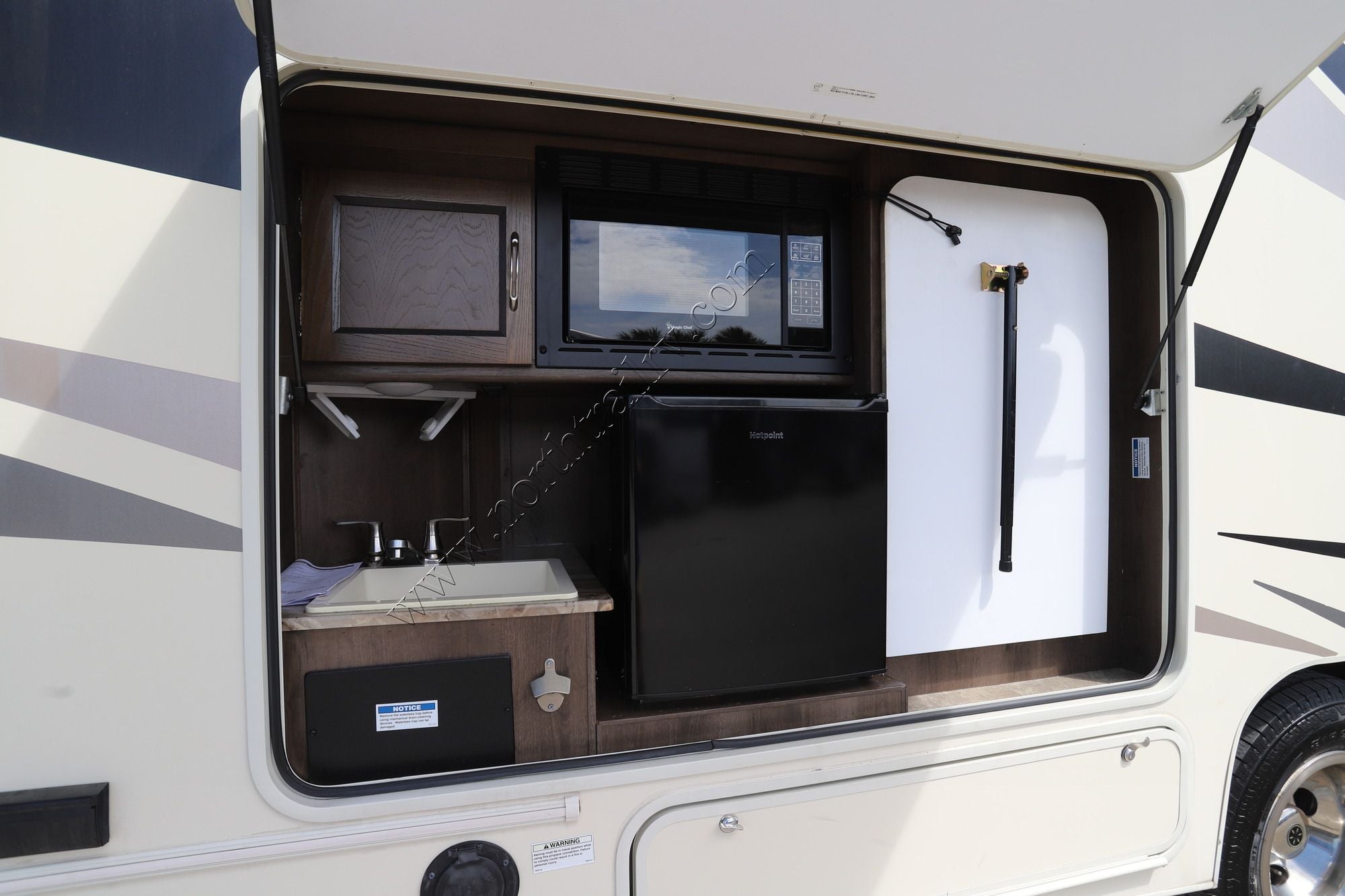 Used 2019 Coachmen Freelander 32DS Class C  For Sale
