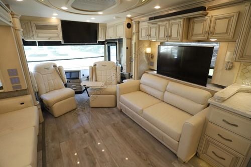 2019 Newmar Essex 4551