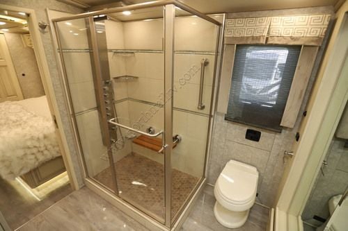2019 Newmar Essex 4551