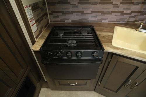 2019 Coachmen Freelander 32DS
