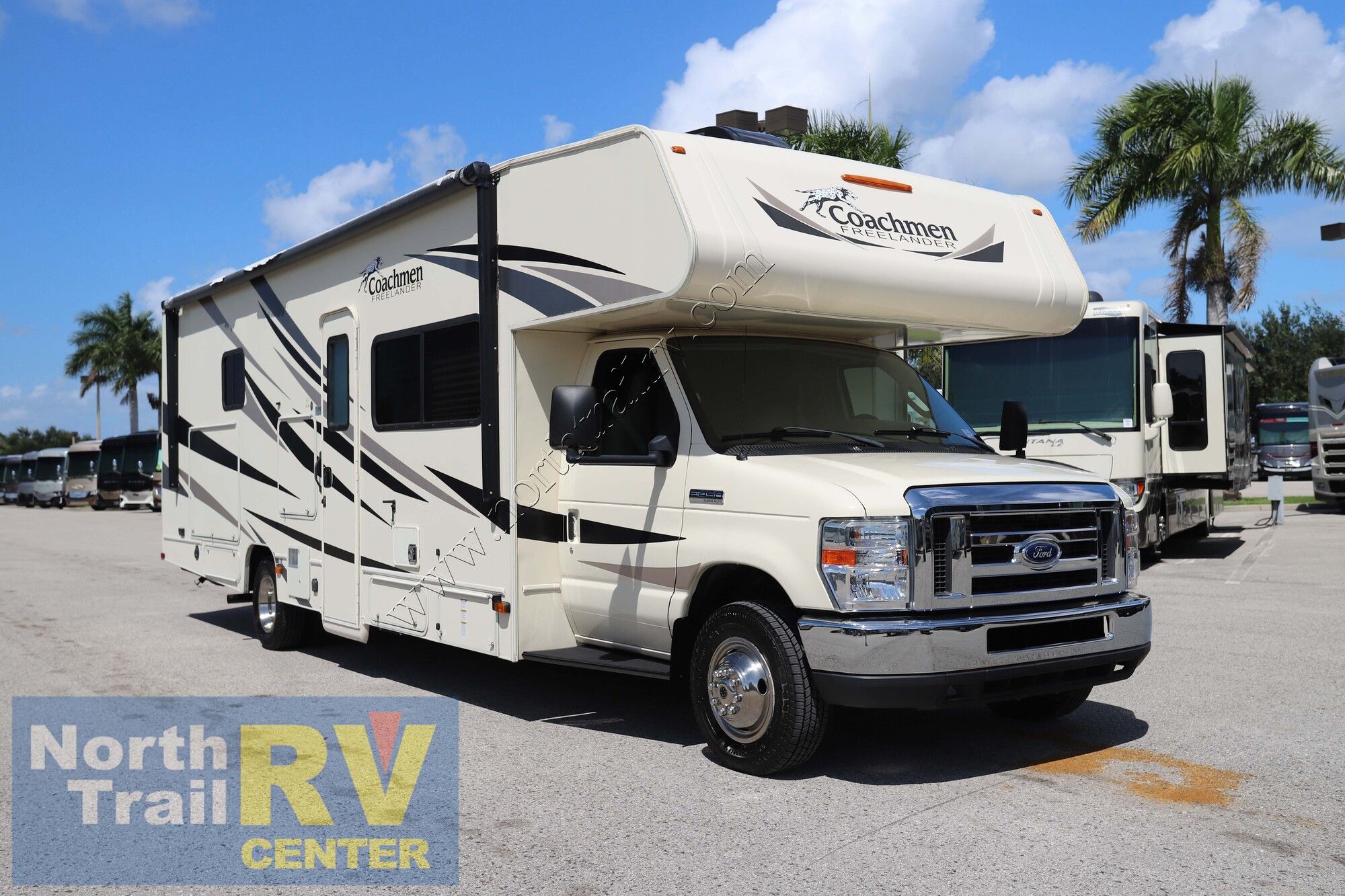 Used 2019 Coachmen Freelander 32DS Class C  For Sale