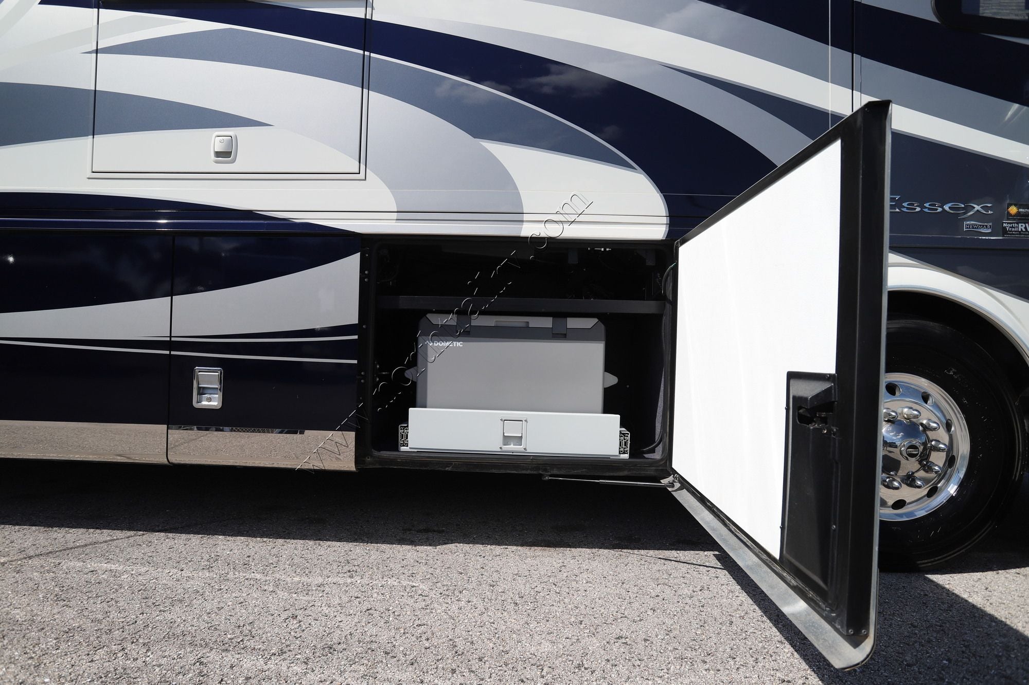 Used 2019 Newmar Essex 4551 Class A  For Sale