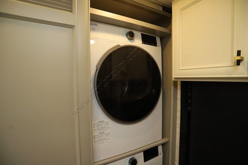 2027 Tiffin Motor Homes Allegro Bus 45BP