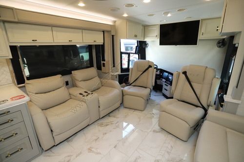 2027 Tiffin Motor Homes Allegro Bus 45BP