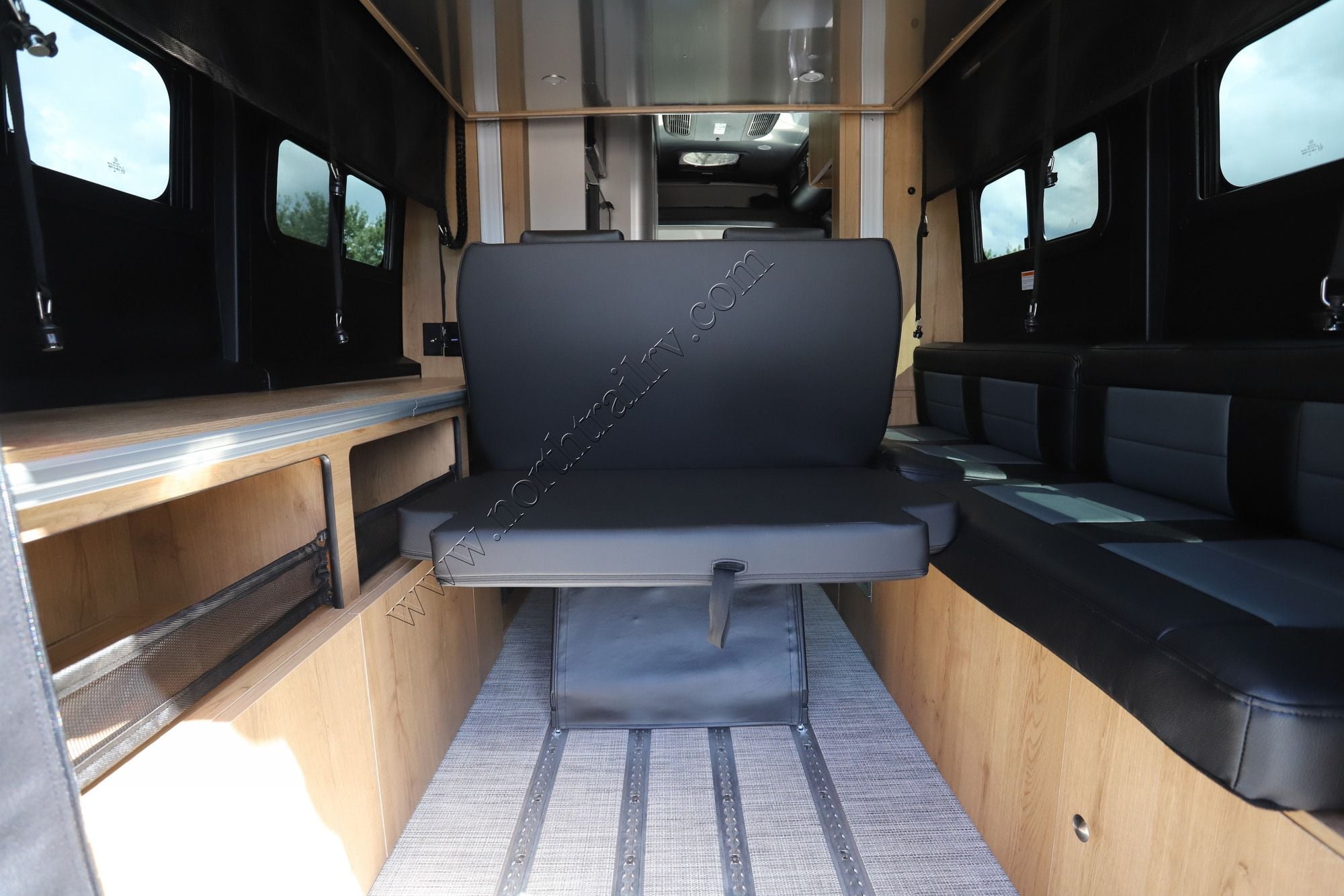 2027 Airstream Rangeline 21PL Class B New  For Sale