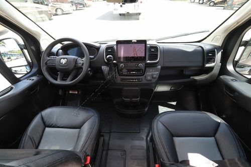 2027 Airstream Rangeline 21PL