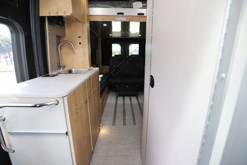 2027 Airstream Rangeline 21PL