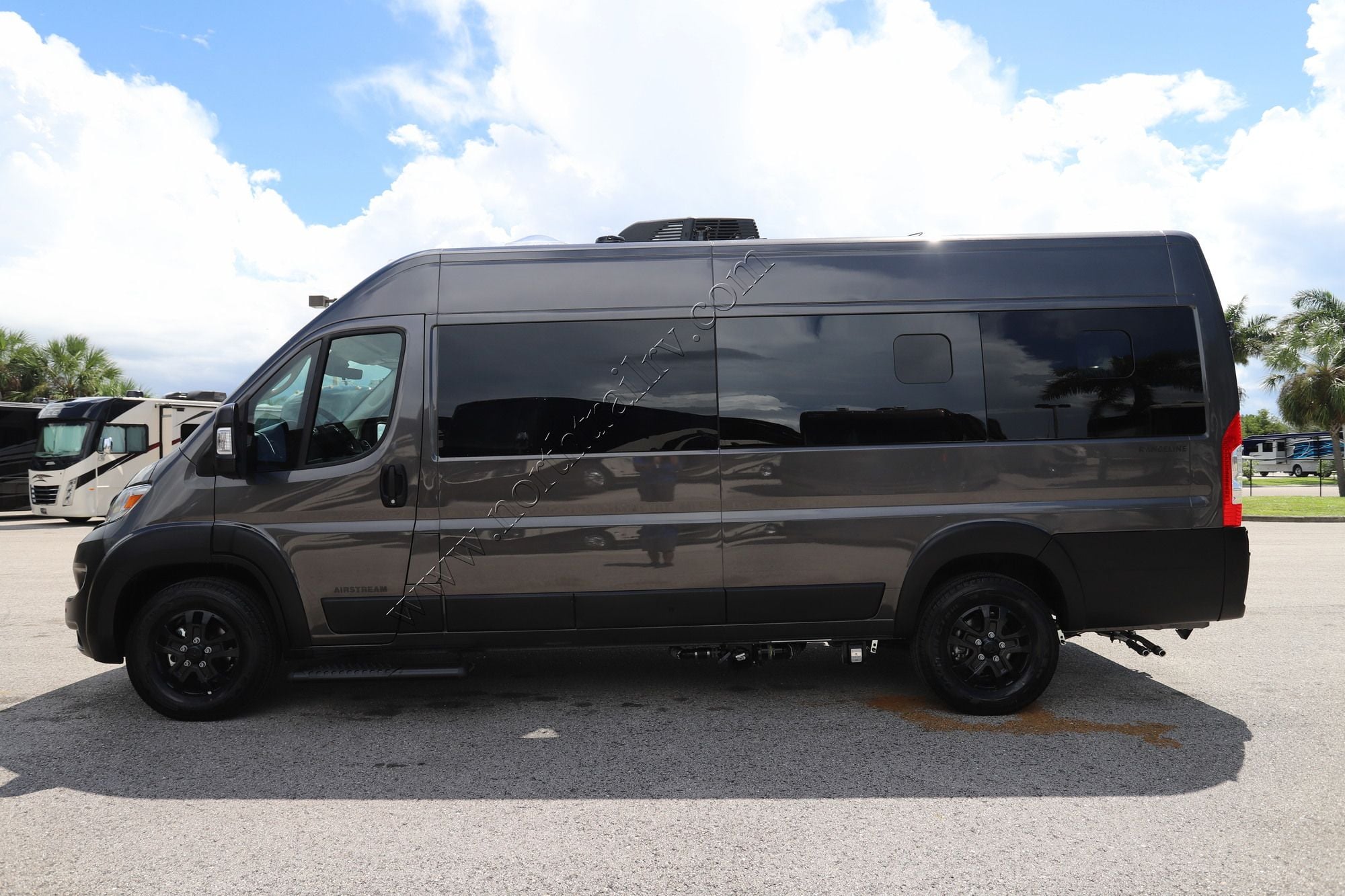 2027 Airstream Rangeline 21PL Class B New  For Sale