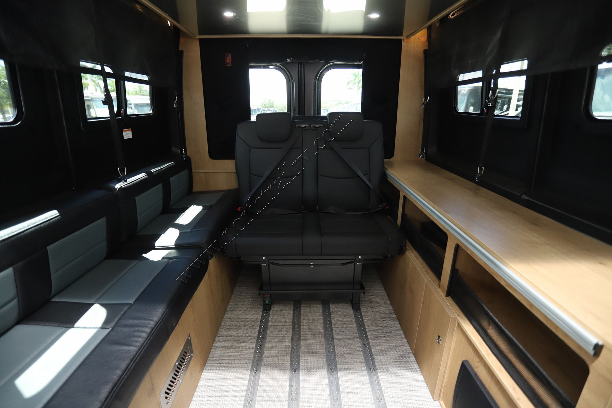 2027 Airstream Rangeline 21PL Class B New  For Sale