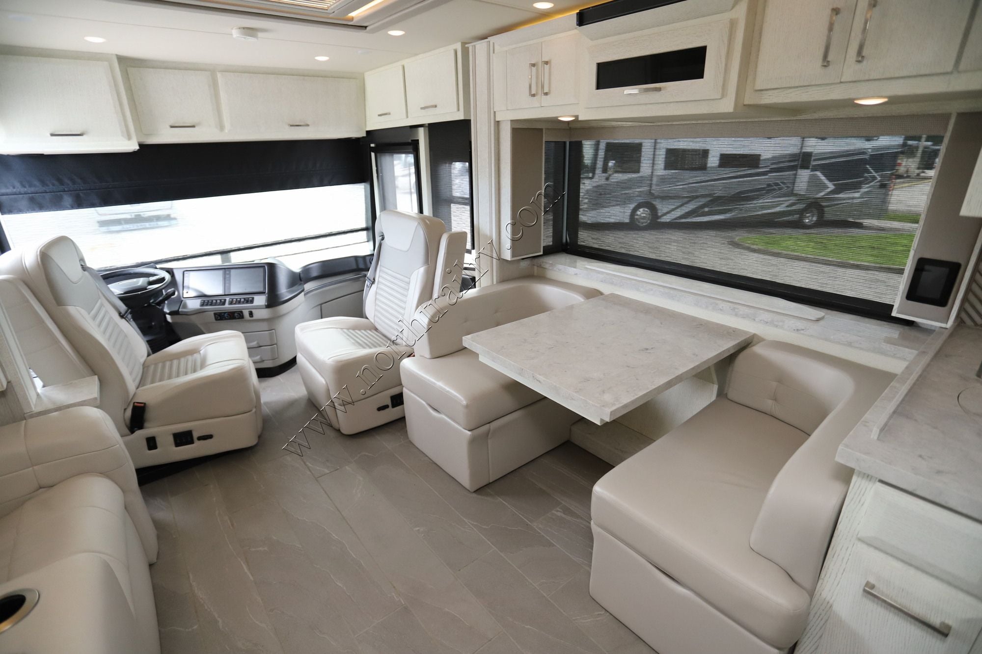 Used 2022 Newmar New Aire 3543 Class A  For Sale