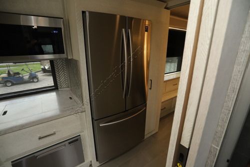 2022 Newmar New Aire 3543