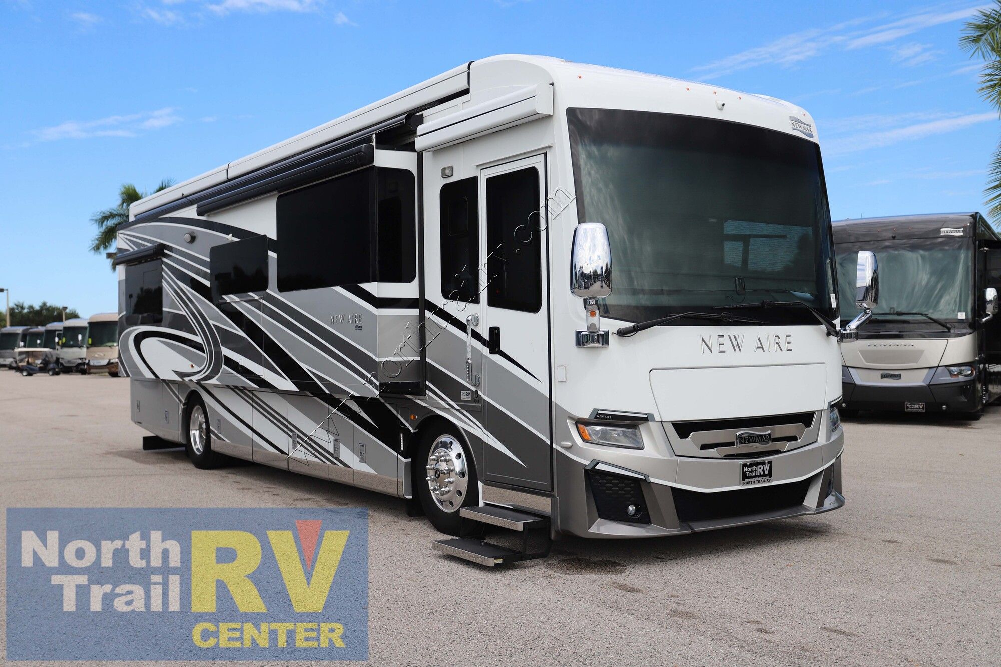 Used 2022 Newmar New Aire 3543 Class A  For Sale