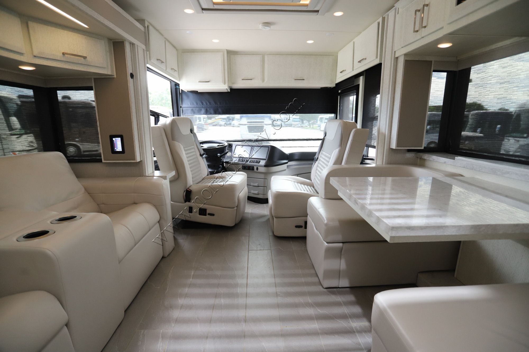 Used 2022 Newmar New Aire 3543 Class A  For Sale