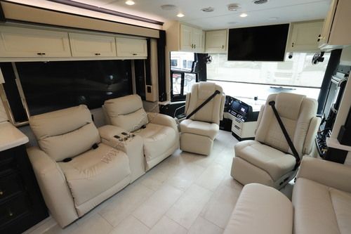 2027 Tiffin Motor Homes Allegro Bus 40IP