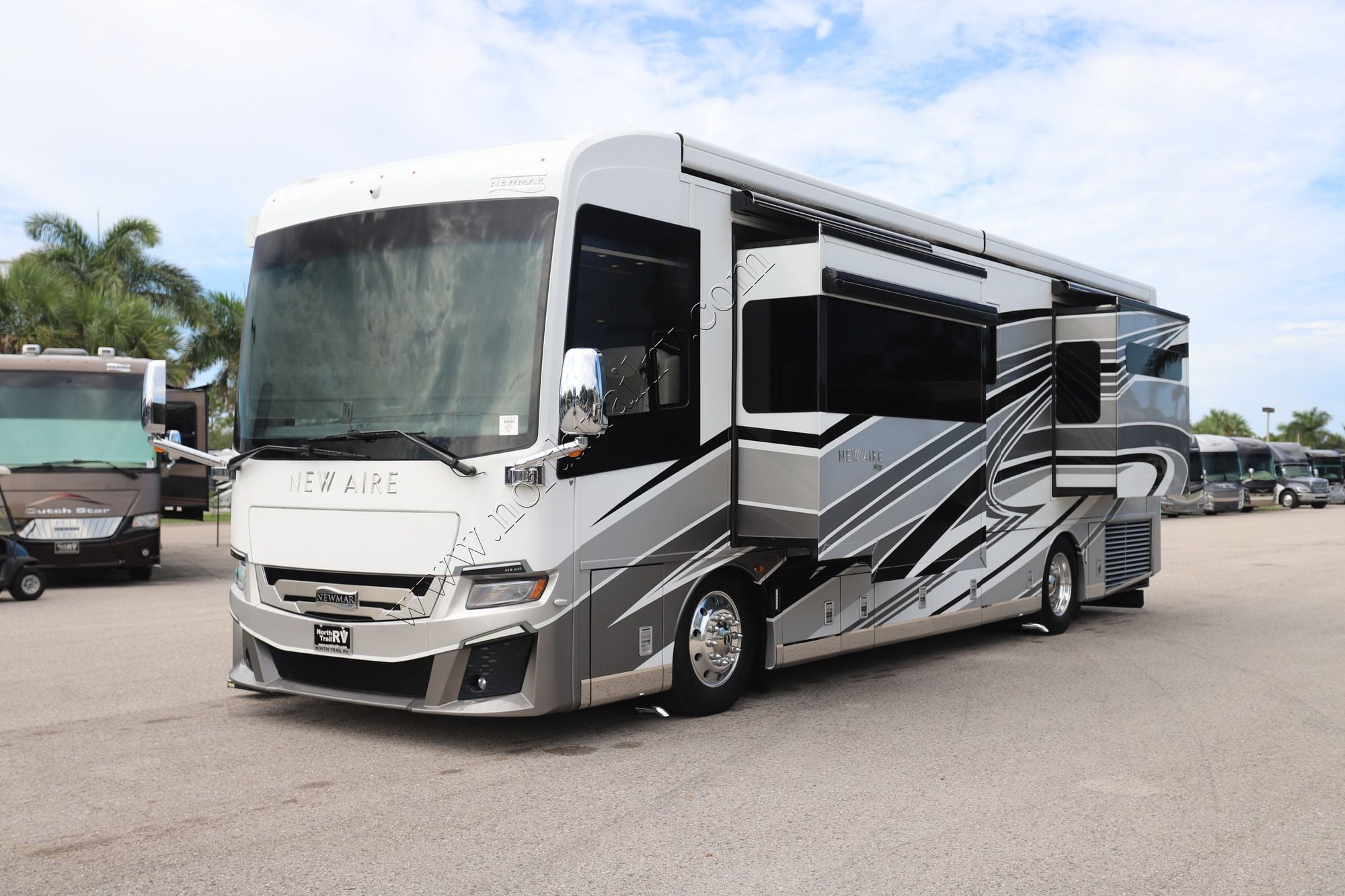Used 2022 Newmar New Aire 3543 Class A  For Sale