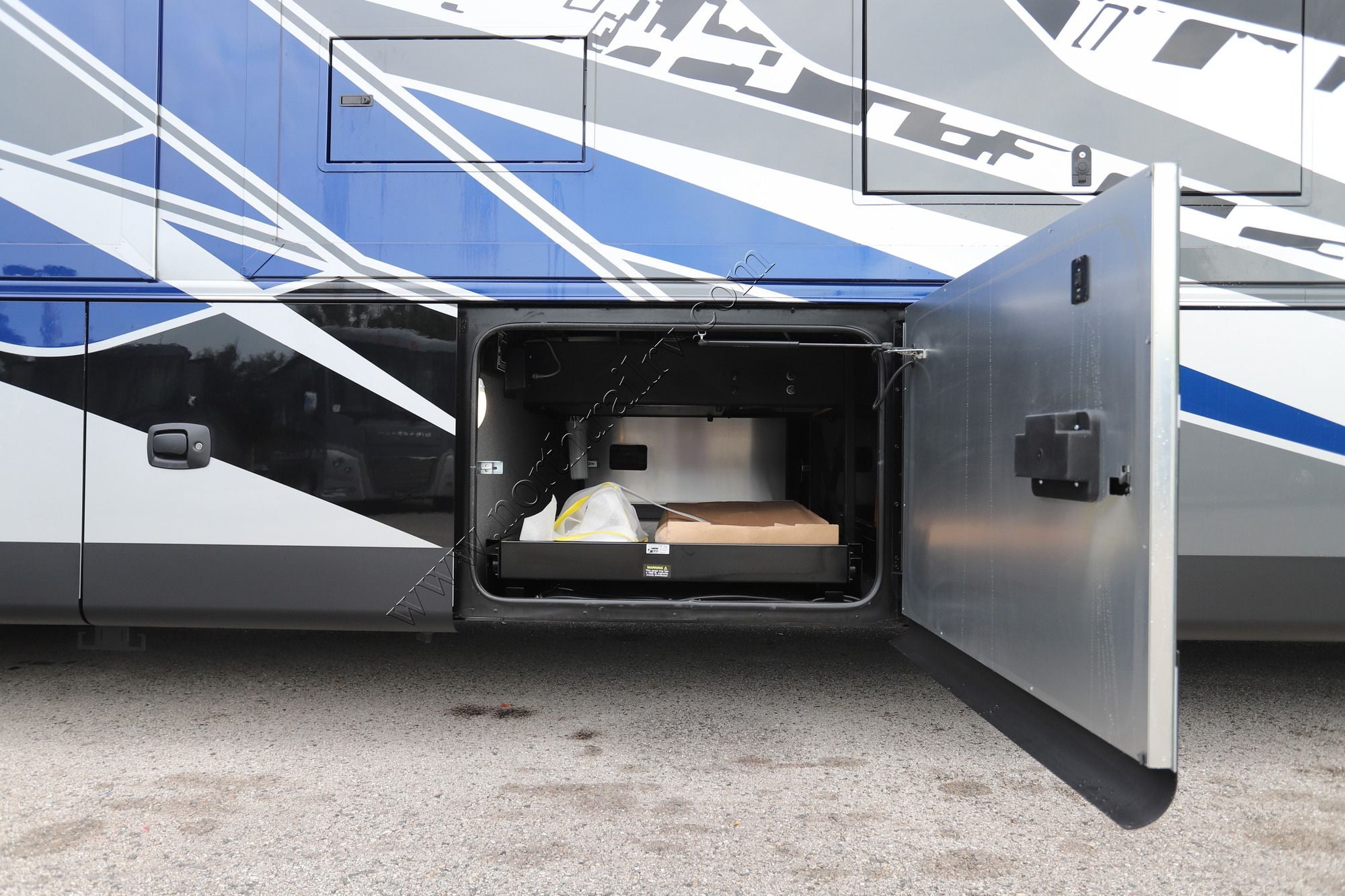 New 2027 Tiffin Motor Homes Allegro Bus 40IP Class A  For Sale