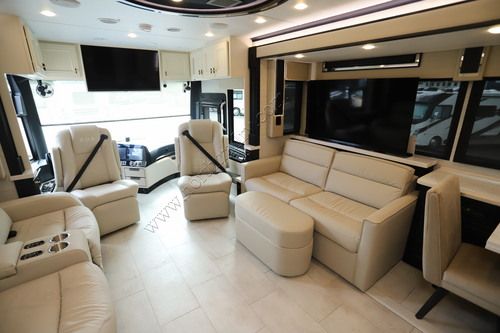 2027 Tiffin Motor Homes Allegro Bus 40IP