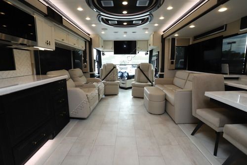 2027 Tiffin Motor Homes Allegro Bus 40IP