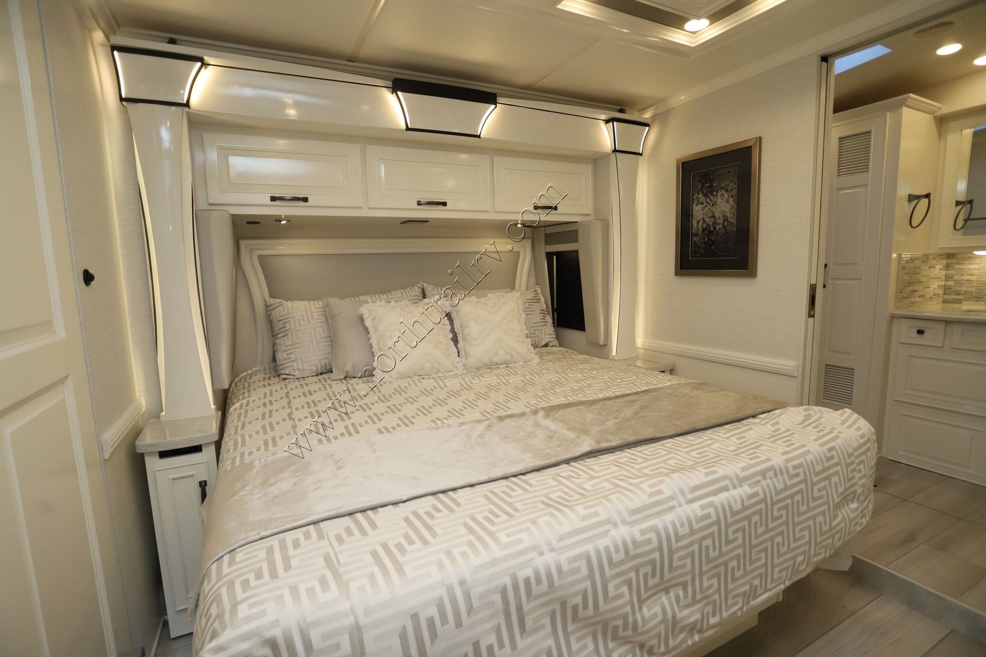 New 2027 Newmar Dutch Star 3836 Class A  For Sale