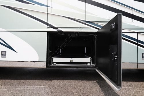 2027 Newmar Mountain Aire 4551